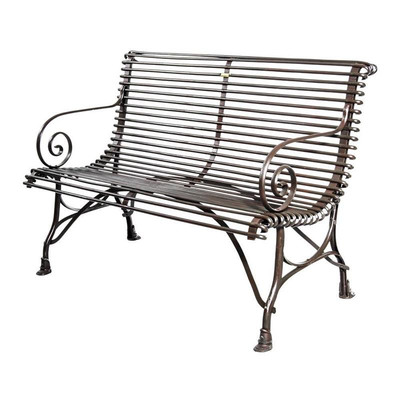 Gartenbank mit Krallenfu